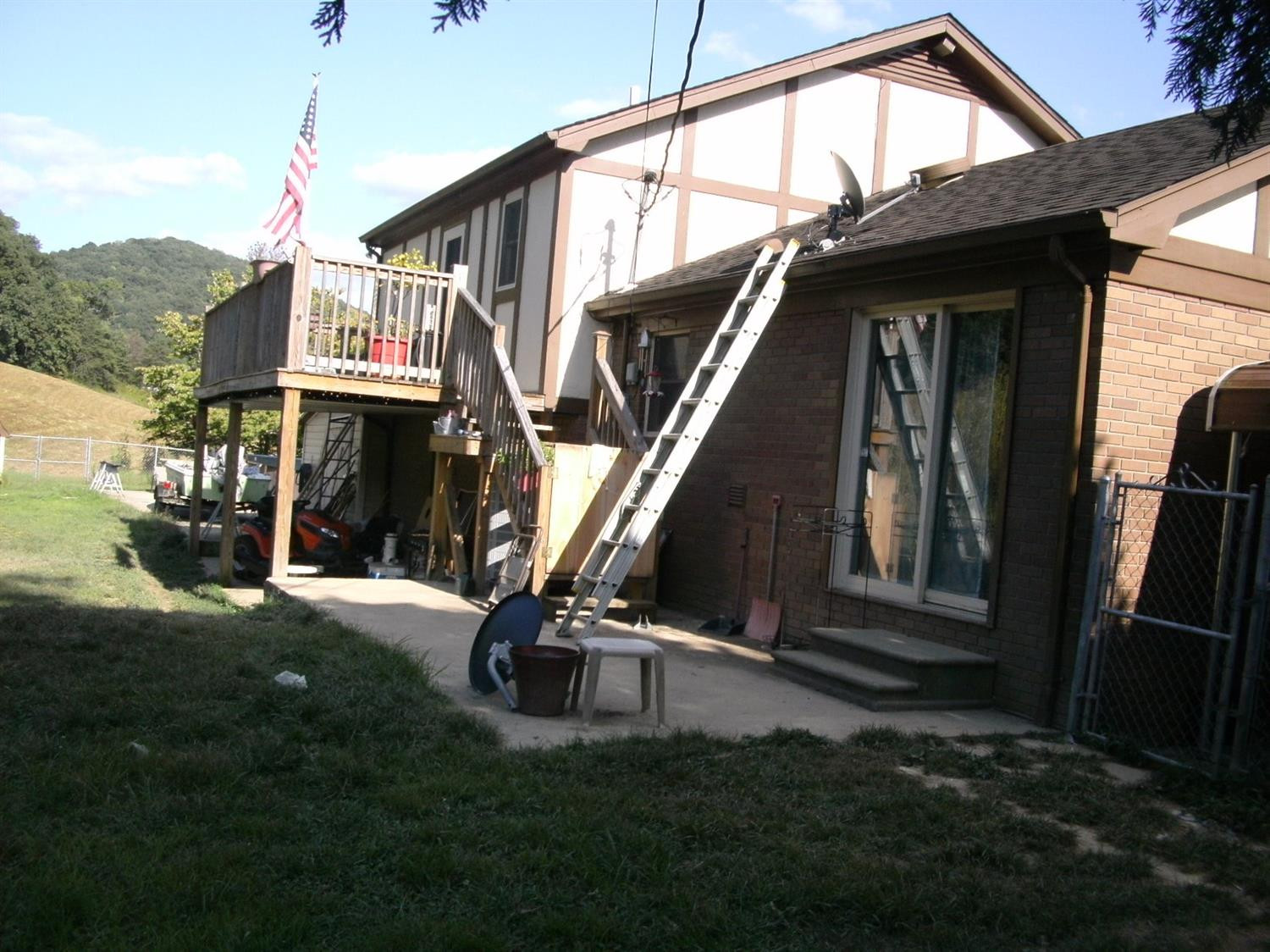 393 Valentine Branch Road Cannon, KY 40923 - Photo 17 of 22 Photo 17