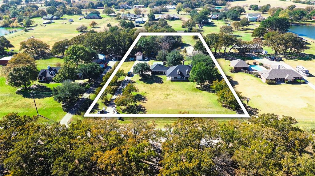 1246 Meadow Way Terrell, TX 75160 - Photo 4 of 39 a view of swimming pool