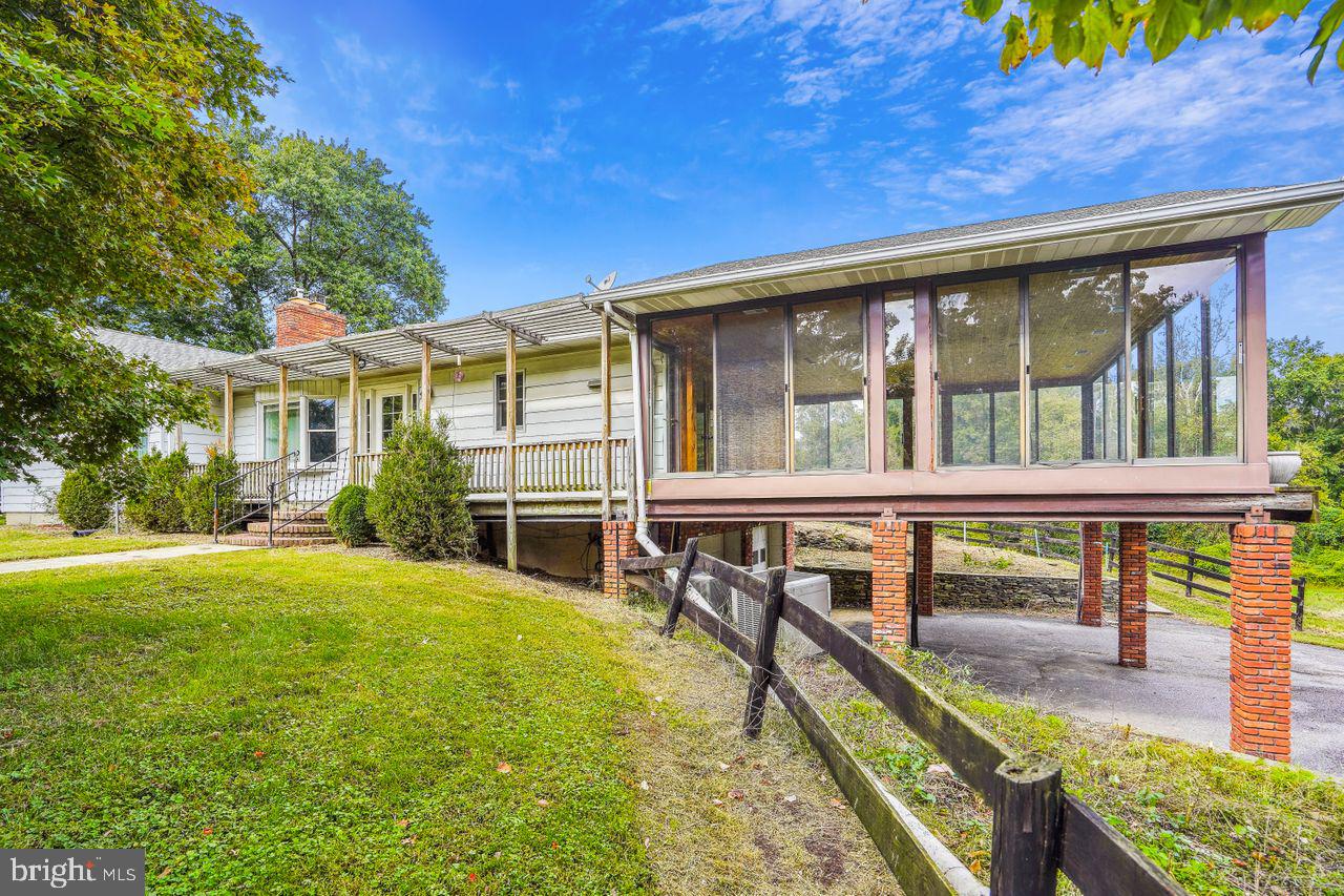 705 Bayard Road Lothian, MD 20711 - Photo 2 of 36 Gallery Image 2