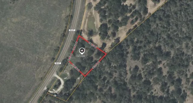 $39,995 | 1399 Fm 671, Luling, TX 78648