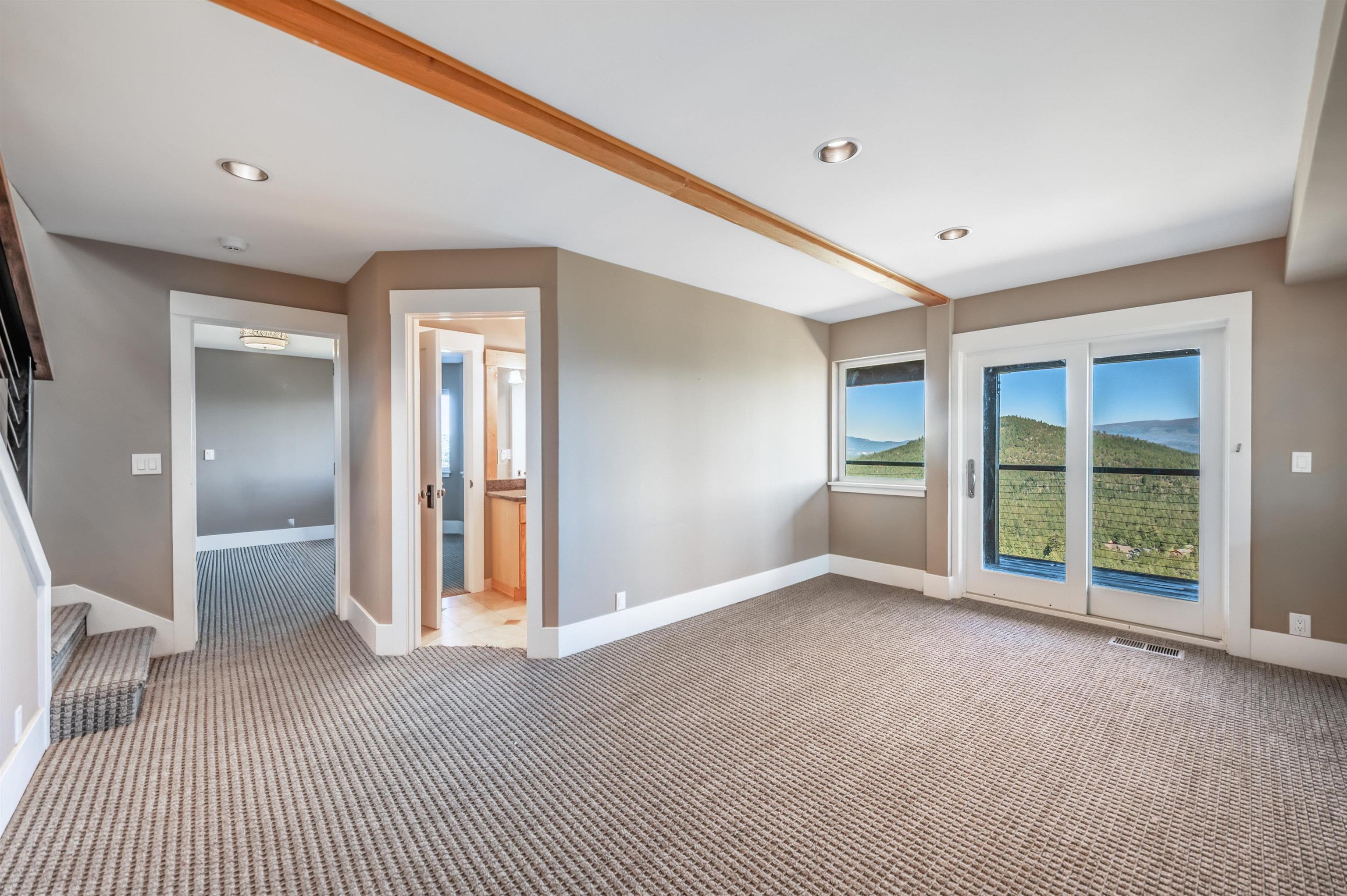 12957 Pinnacle Loop, Unit 6 Truckee, CA 96161 - Photo 17 of 28 a view of an empty room with a window
