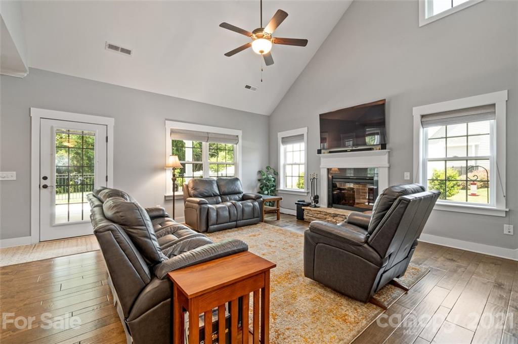 568 Wiggins Road Mooresville, NC 28115 - Photo 17 of 47 Gallery Image 17