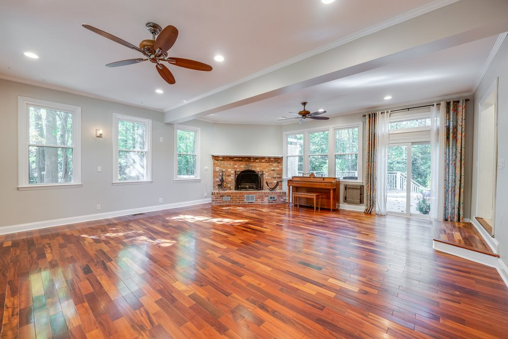 9909 Gralyn Road Raleigh, NC 27613 - Photo 12 of 29 LIVIMG ROOM