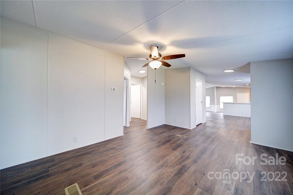 110 T R Foster Road Kings Mountain, NC 28086 - Photo 5 of 21 Gallery Image 5