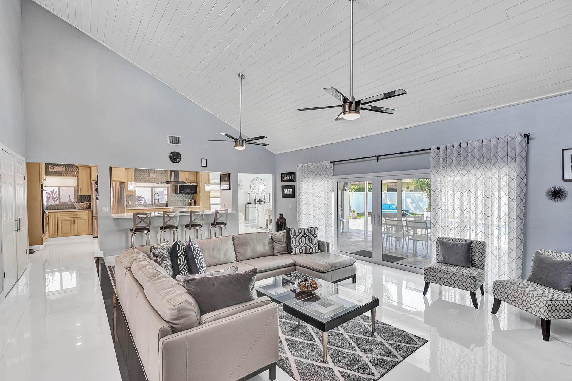 359 South Country Club Boulevard Boca Raton, FL 33487 - Photo 22 of 63 16B52153-D1F1-46D3-85BC-D7346BEFDCD7