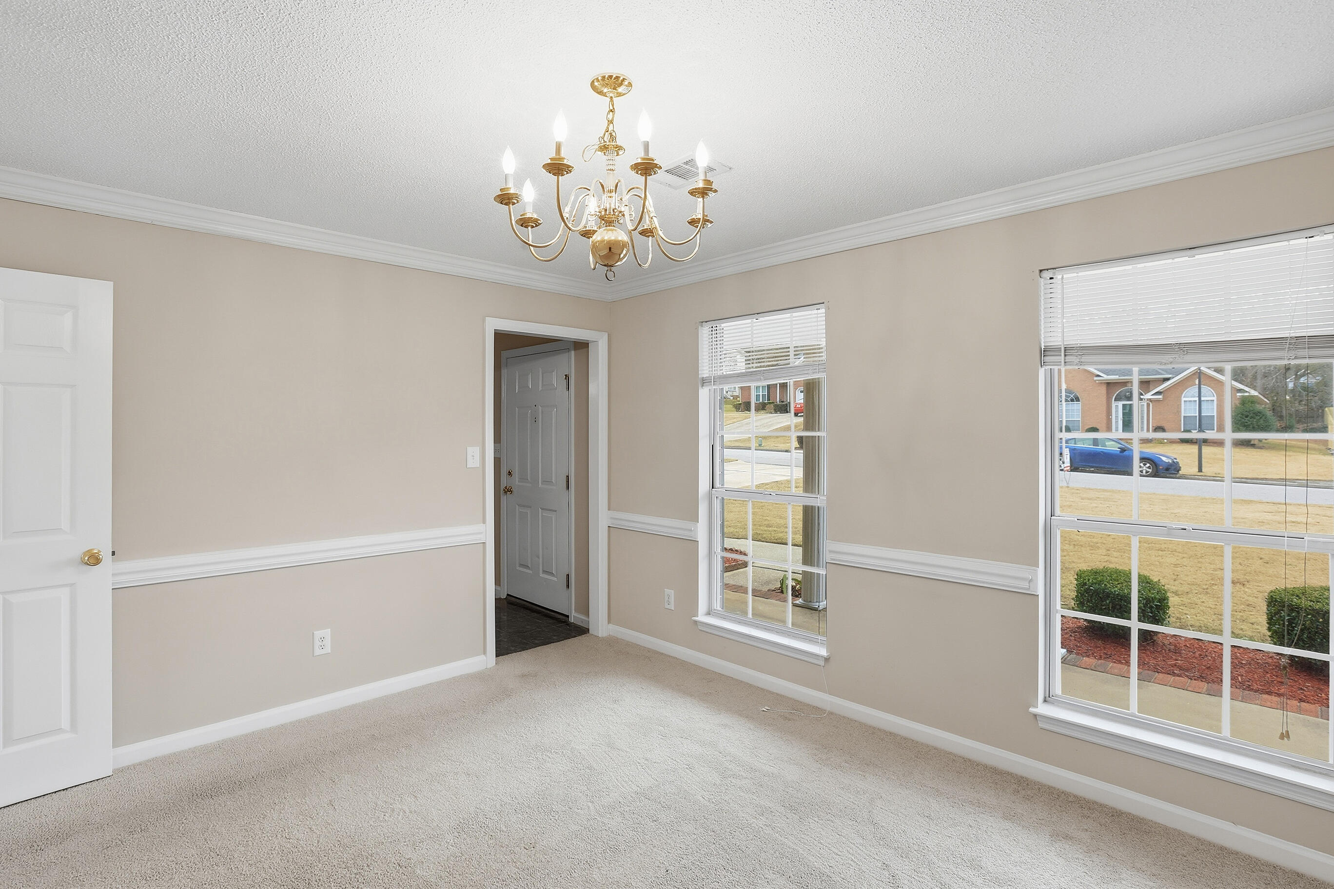 1077 Waltons Pass Evans, GA 30809 - Photo 7 of 27 Dining Room