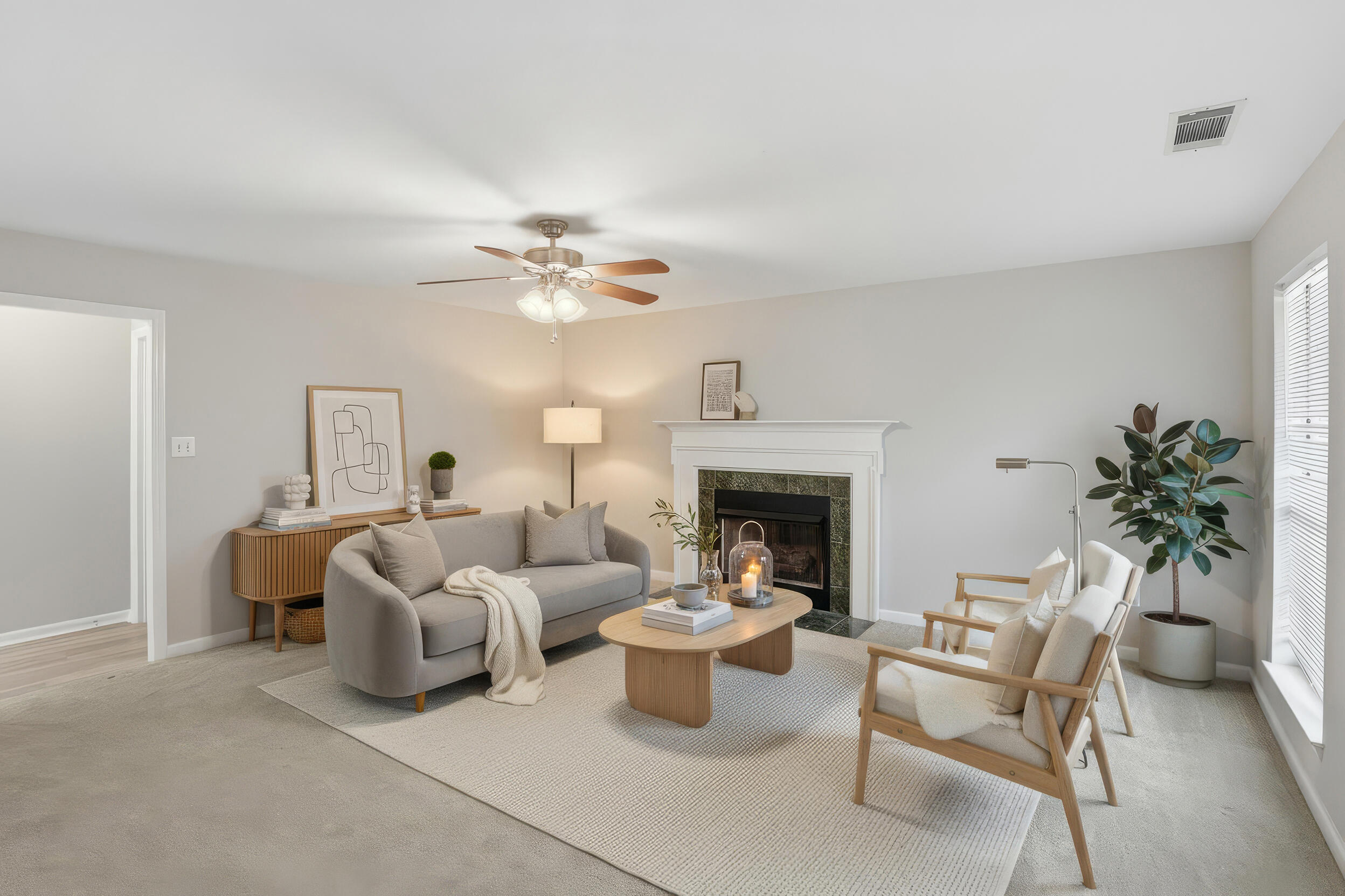 1077 Waltons Pass Evans, GA 30809 - Photo 8 of 25 Living Room