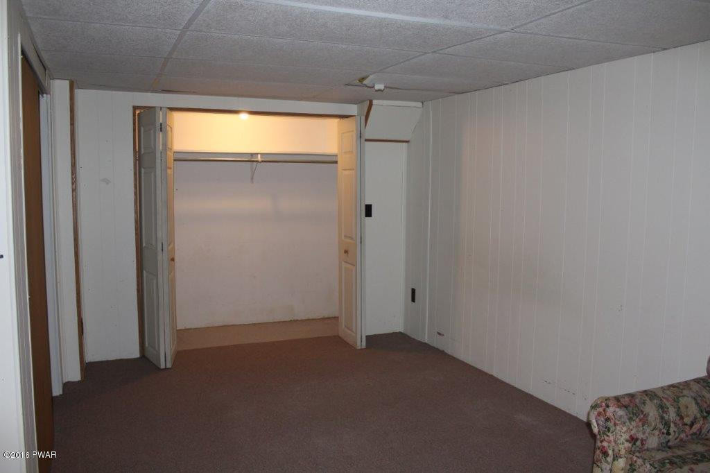 112 Mountain Springs Road Milford, PA 18337 - Photo 17 of 31 22 apt 1 another view
