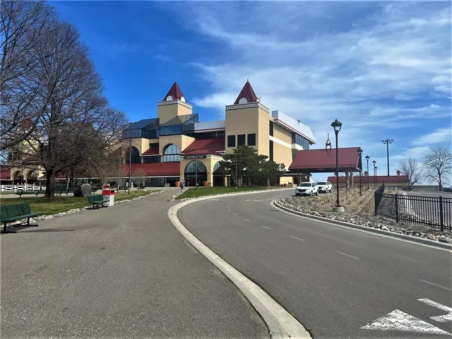 $364,990 | 1775 Hauer Trail, Shakopee, MN 55379