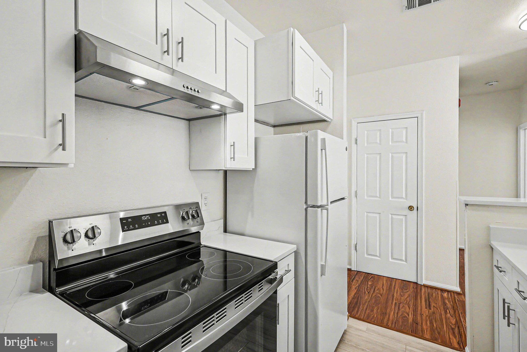 1570 Spring Gate Dr., Unit 7201 McLean, VA 22102 - Photo 13 of 20 Kitchen-new appliances