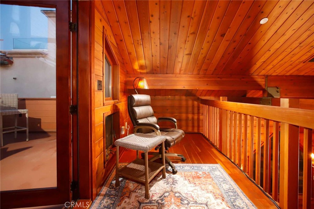 6 Surfside Avenue Surfside, CA 90743 - Photo 26 of 35