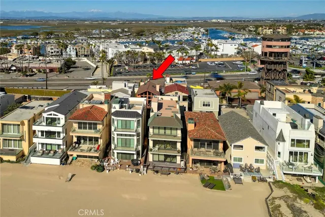 $2,389,000 | 6 Surfside Avenue, Surfside, CA 90743