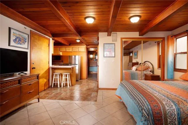 $2,389,000 | 6 Surfside Avenue, Surfside, CA 90743