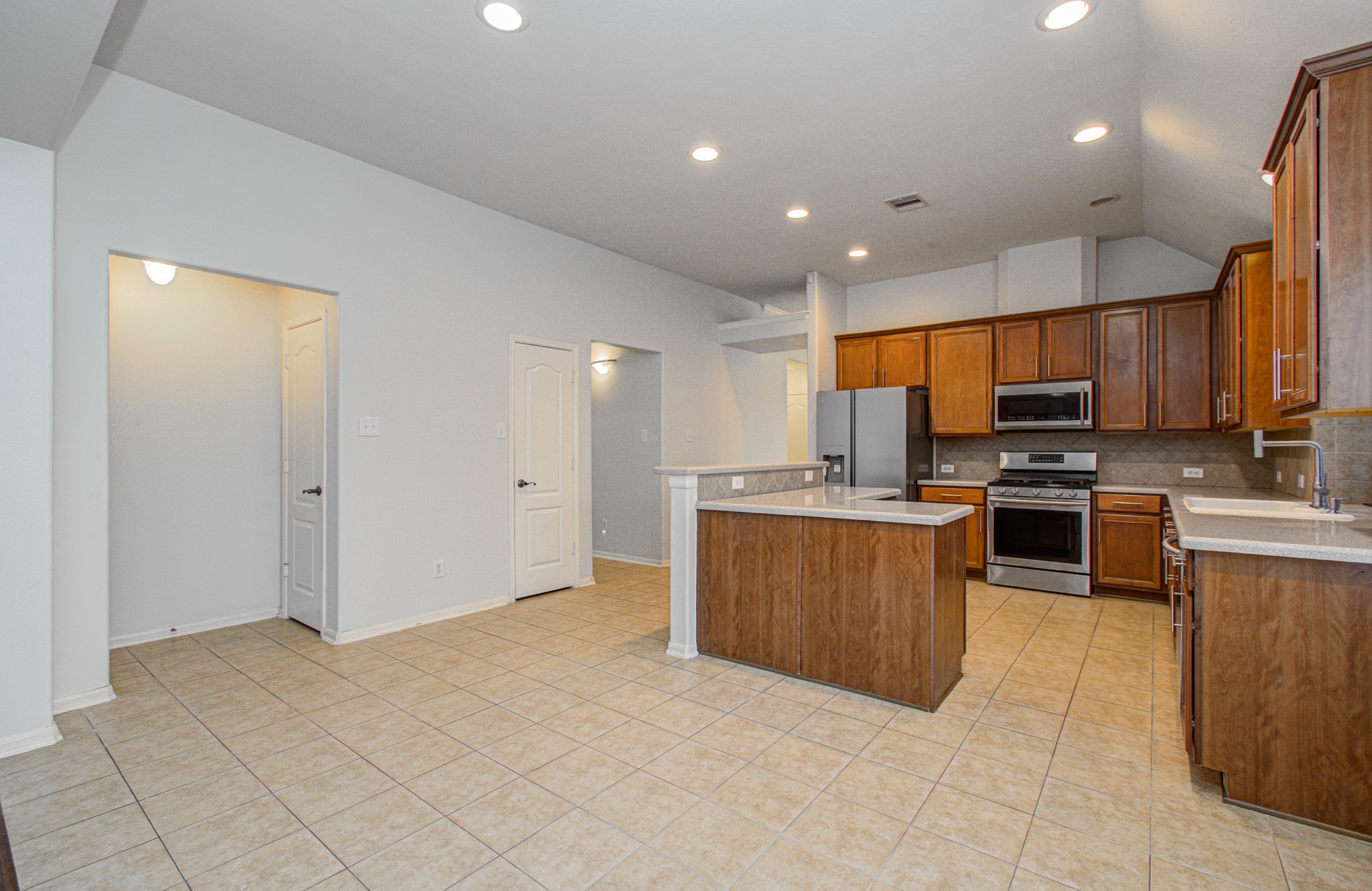 21922 Catoosa Drive Spring, TX 77388 - Photo 12 of 42