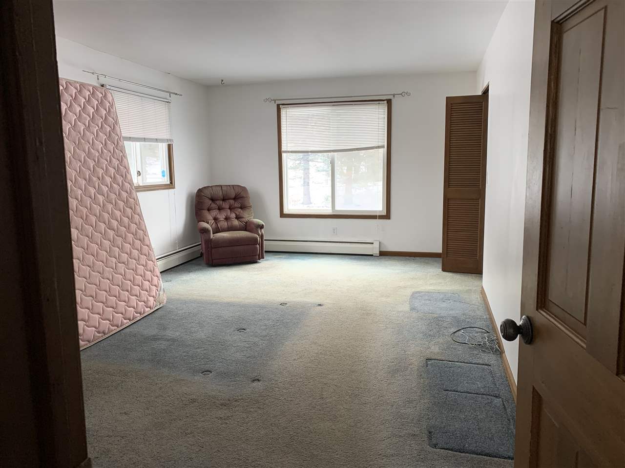 705 Holly Road Cadillac, MI 49601 - Photo 19 of 30 1868883-18.JPG