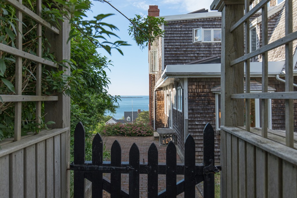 45 Beacon Road Hull, MA 02045 - Photo 6 of 28 Gallery Image 6