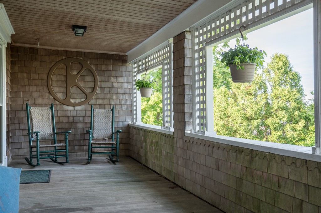 45 Beacon Road Hull, MA 02045 - Photo 10 of 28 Gallery Image 10