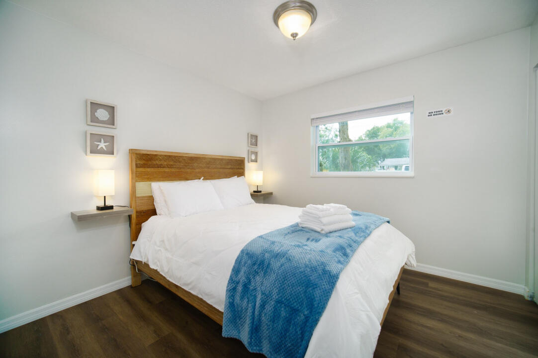 107 Lighthouse Road North Jacksonville, FL 32225 - Photo 28 of 43 a bedroom with a bed and a window