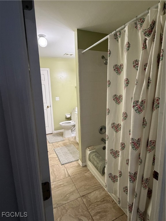 4621 30th Street Southwest Lehigh Acres, FL 33973 - Photo 8 of 8 a bathroom with a shower and a sink