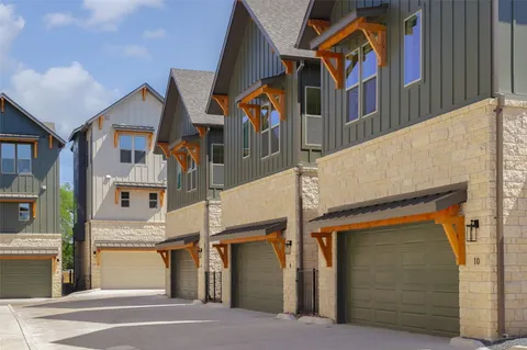 $785,000 | 3500 Pecan Springs Road, Unit 10, Austin, TX 78723