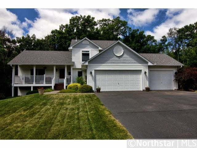 811 Summit Lane Hudson, WI 54016 - Photo 1 of 18 Gallery Image 1