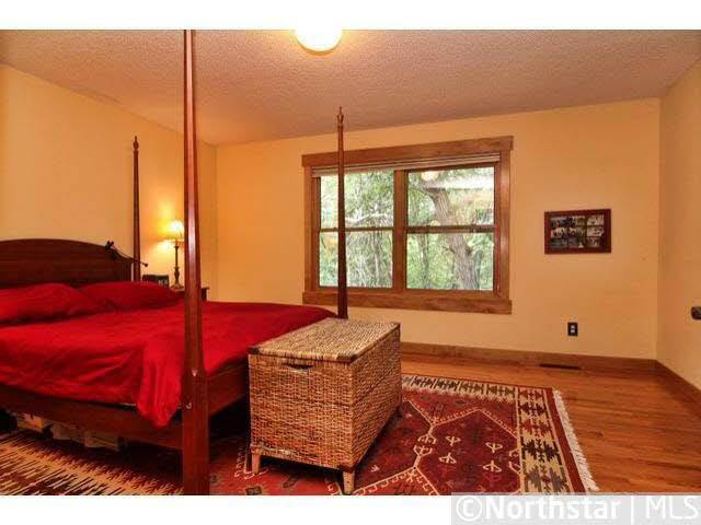 811 Summit Lane Hudson, WI 54016 - Photo 11 of 18 Gallery Image 11