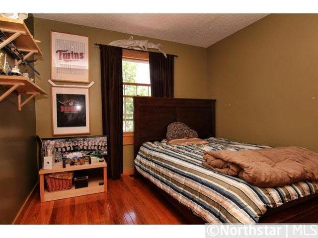 811 Summit Lane Hudson, WI 54016 - Photo 13 of 18 Gallery Image 13