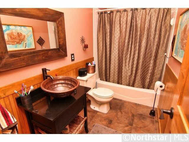 811 Summit Lane Hudson, WI 54016 - Photo 15 of 18 Gallery Image 15