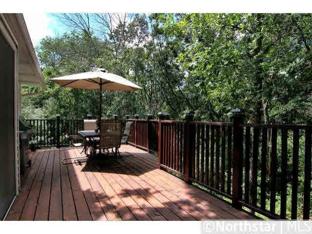 811 Summit Lane Hudson, WI 54016 - Photo 17 of 18 Gallery Image 17