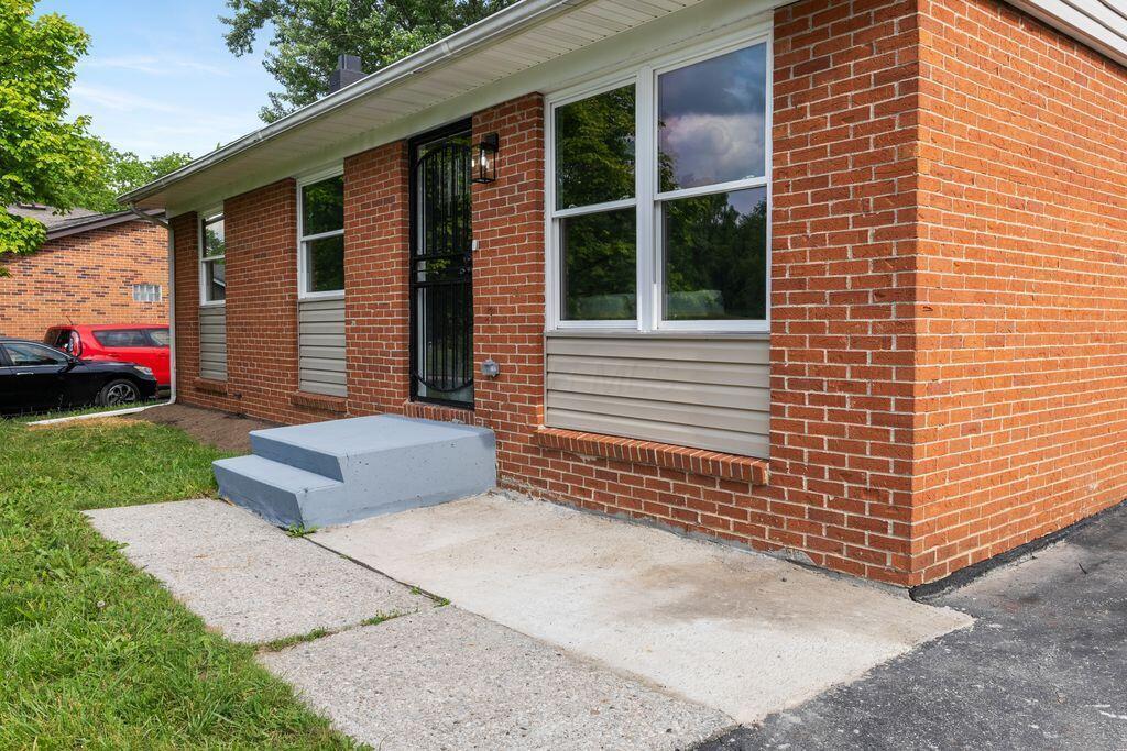 2903 Rivercliff Road Columbus, OH 43223 - Photo 3 of 41 2903 Rivercliff Rd-5