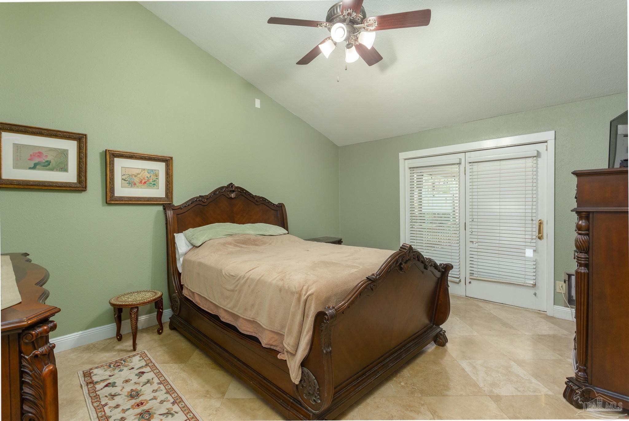 1005 Farmington Road Pensacola, FL 32504 - Photo 16 of 37 Gallery Image 16