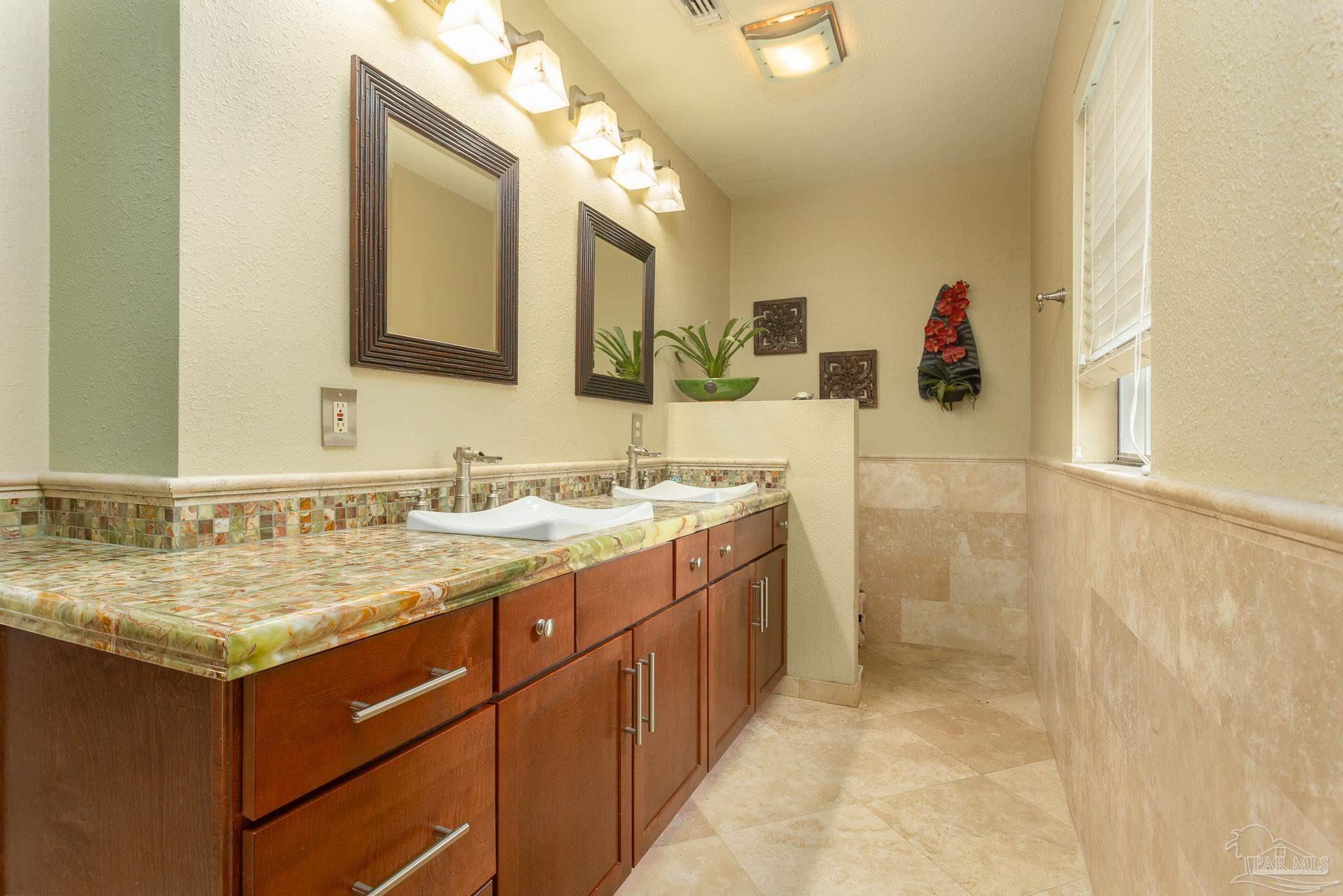 1005 Farmington Road Pensacola, FL 32504 - Photo 19 of 37 Gallery Image 19