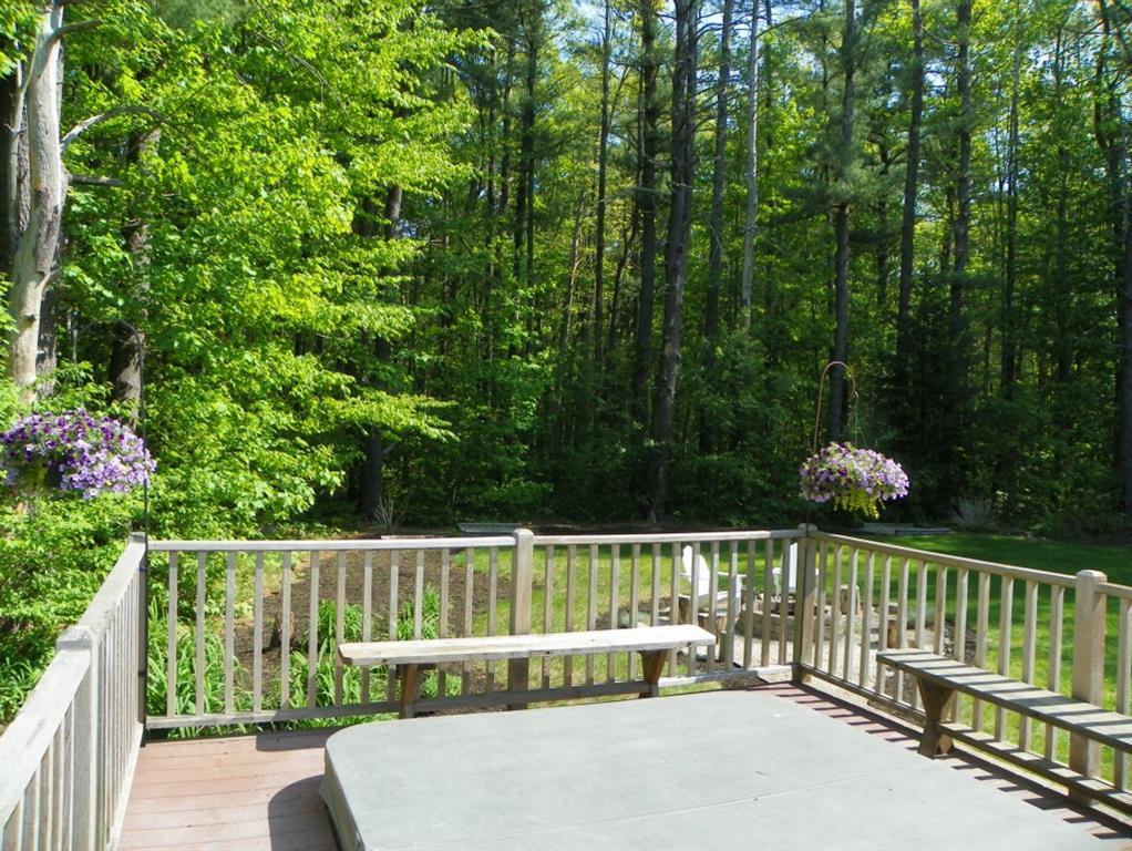 16 Port View Lane Kennebunk, ME 04043 - Photo 31 of 34 Note how private the back yard is!