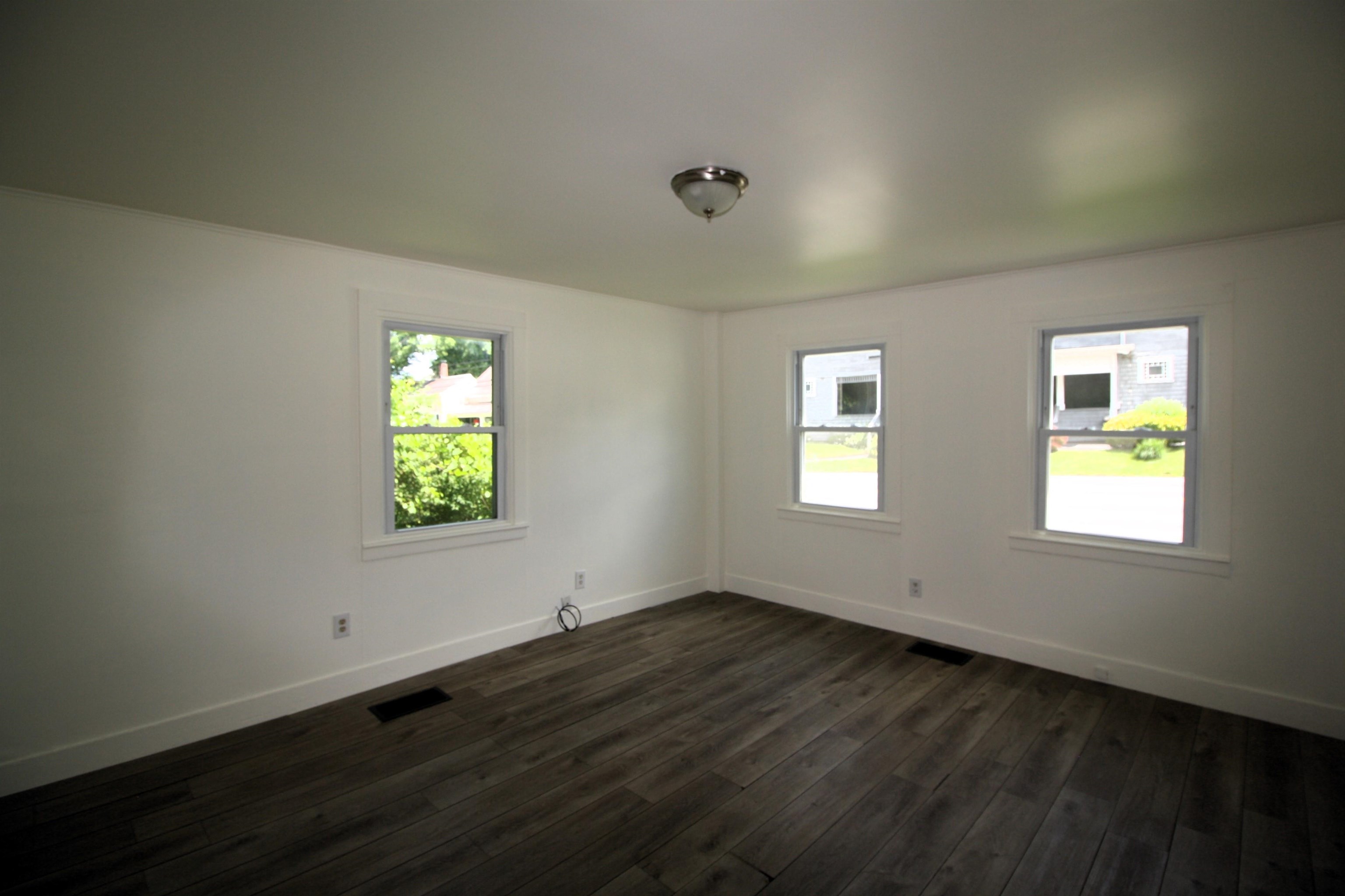 3183 Highway 7 Pittsford, VT 05763 - Photo 6 of 21