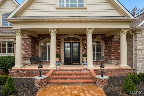 $1,895,000 | 6 Hansen Manor Road, St. Charles, MO 63303