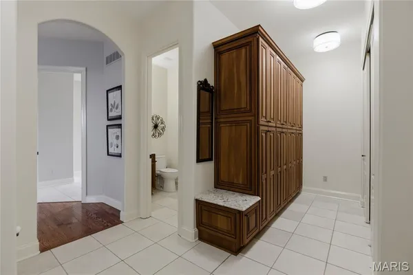 $1,895,000 | 6 Hansen Manor Road, St. Charles, MO 63303