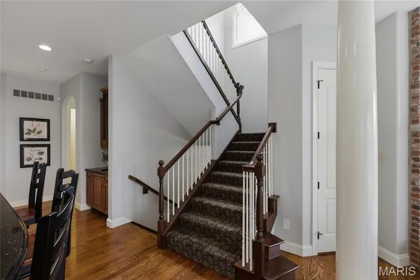 $1,895,000 | 6 Hansen Manor Road, St. Charles, MO 63303