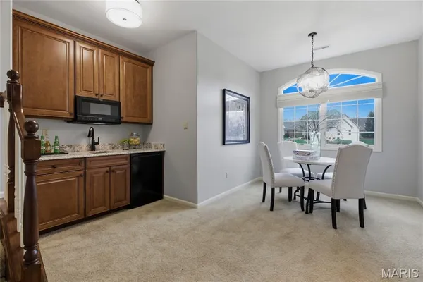 $1,895,000 | 6 Hansen Manor Road, St. Charles, MO 63303