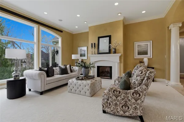 $1,895,000 | 6 Hansen Manor Road, St. Charles, MO 63303
