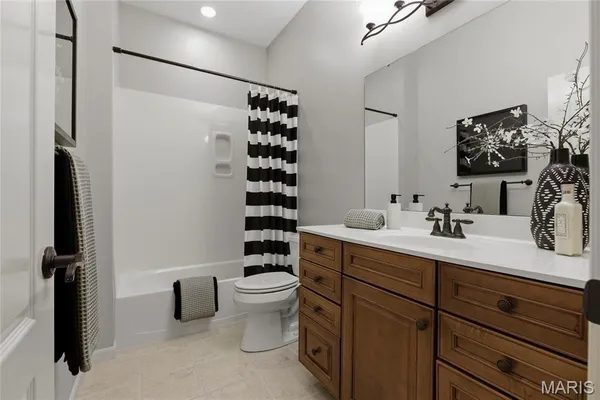 $1,895,000 | 6 Hansen Manor Road, St. Charles, MO 63303