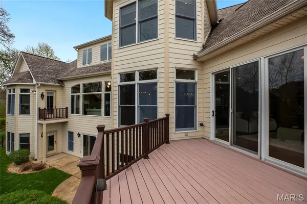 $1,895,000 | 6 Hansen Manor Road, St. Charles, MO 63303