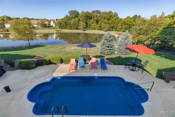 $1,895,000 | 6 Hansen Manor Road, St. Charles, MO 63303