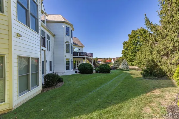 $1,895,000 | 6 Hansen Manor Road, St. Charles, MO 63303