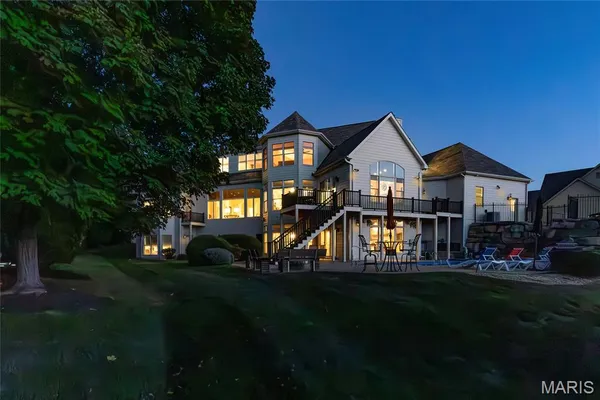 $1,895,000 | 6 Hansen Manor Road, St. Charles, MO 63303