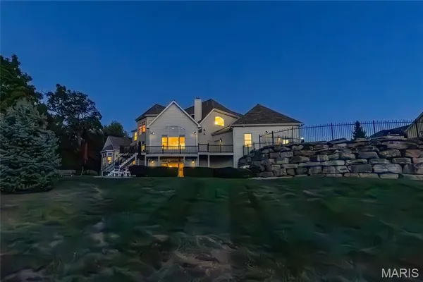 $1,895,000 | 6 Hansen Manor Road, St. Charles, MO 63303
