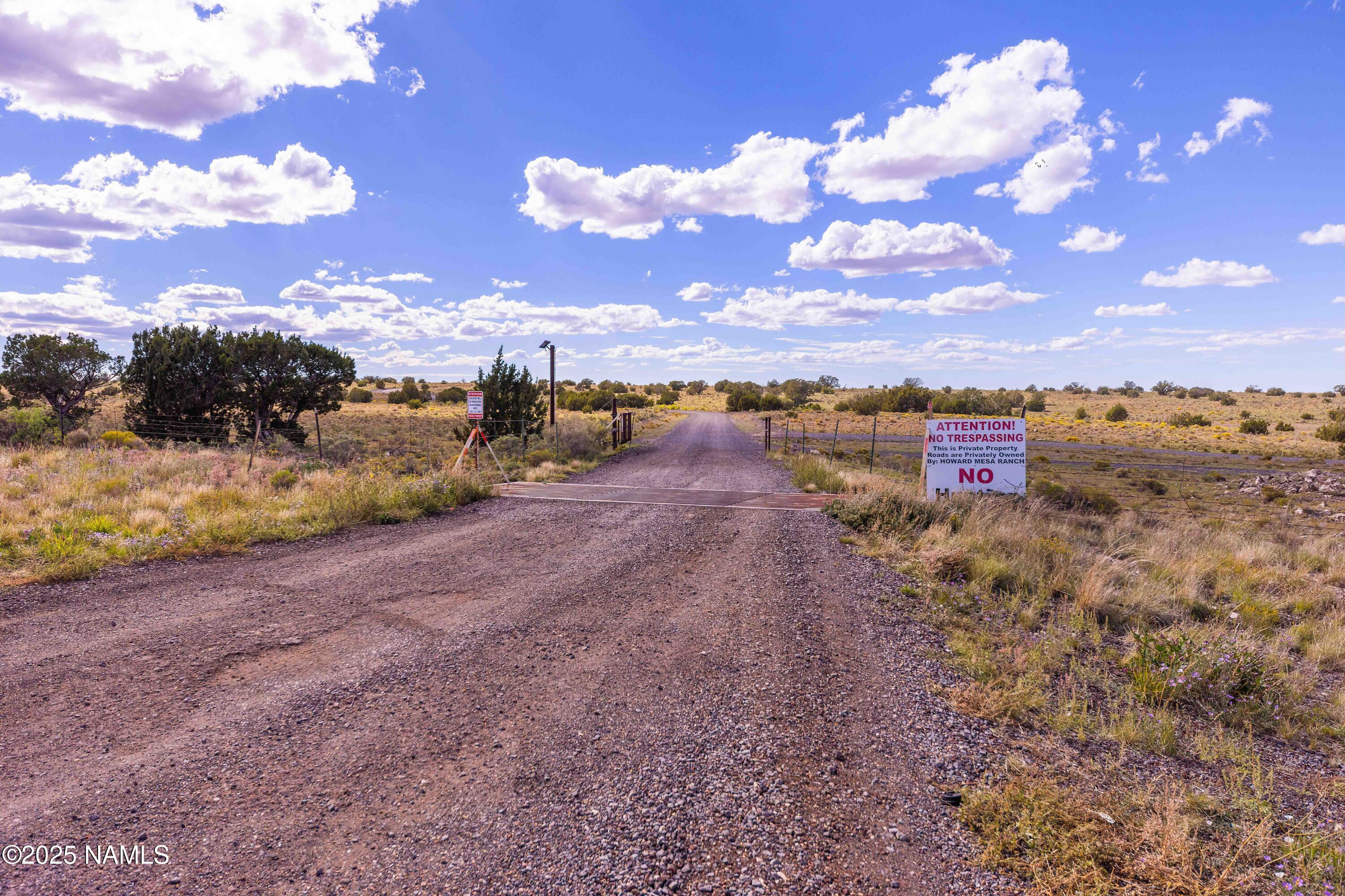 7563 Lariat Road Williams, AZ 86046 - Photo 33 of 34 a view of a sky
