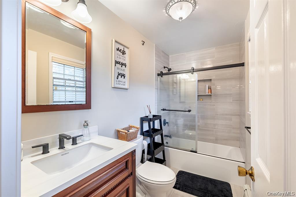 16 Stoneham Place White Plains, NY 10607 - Photo 22 of 37