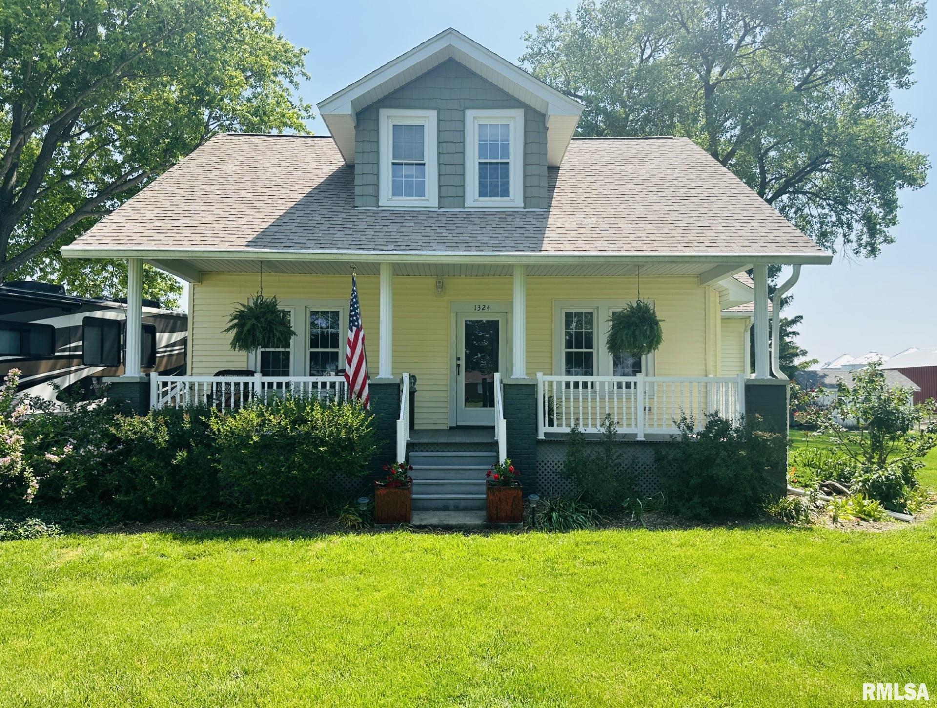1324 Contrary Lane Alexander, IL 62601 - Photo 1 of 30
