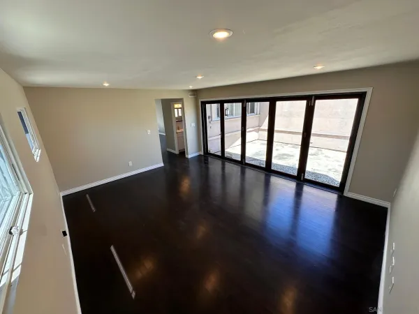 $3,975 | 6940 Beagle Street, San Diego, CA 92111