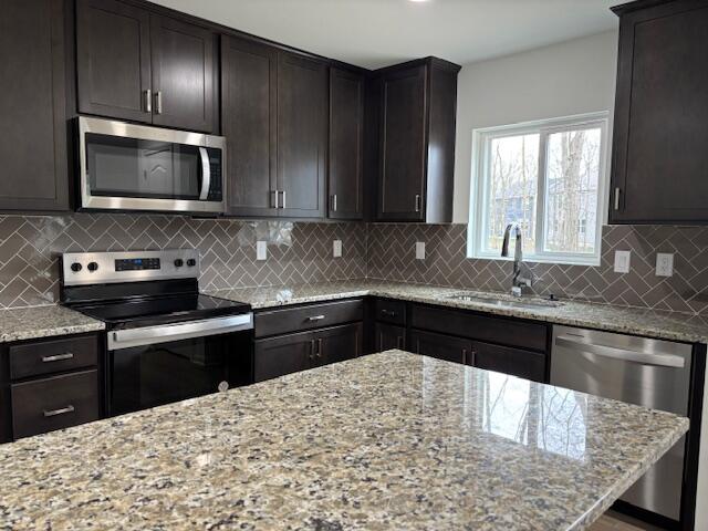 9272 Hemlock Lane Dexter, MI 48130 - Photo 12 of 33 IMG_3747